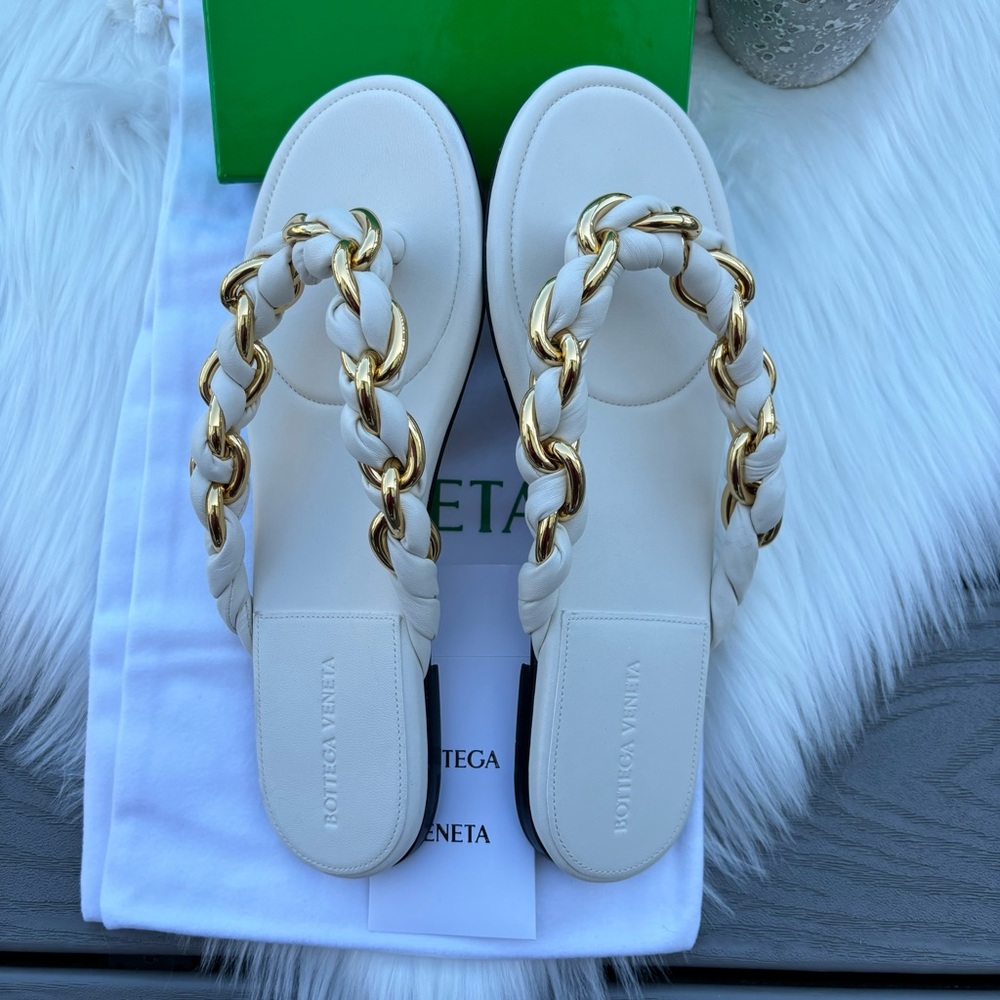 Bottega Veneta Chain Flat Sandals - Picture 4 of 4